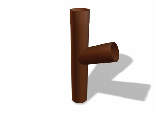 Trójnik PREFA, dostępny w rozmiarach Ø 80, 100 i 120 mm, umożliwia praktyczne przejście z rury pionowej do poziomej w systemach odwadniających dach.